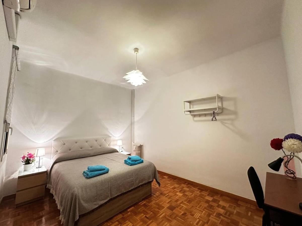 Rooms Nuevo Roger Barcelona Exteriör bild