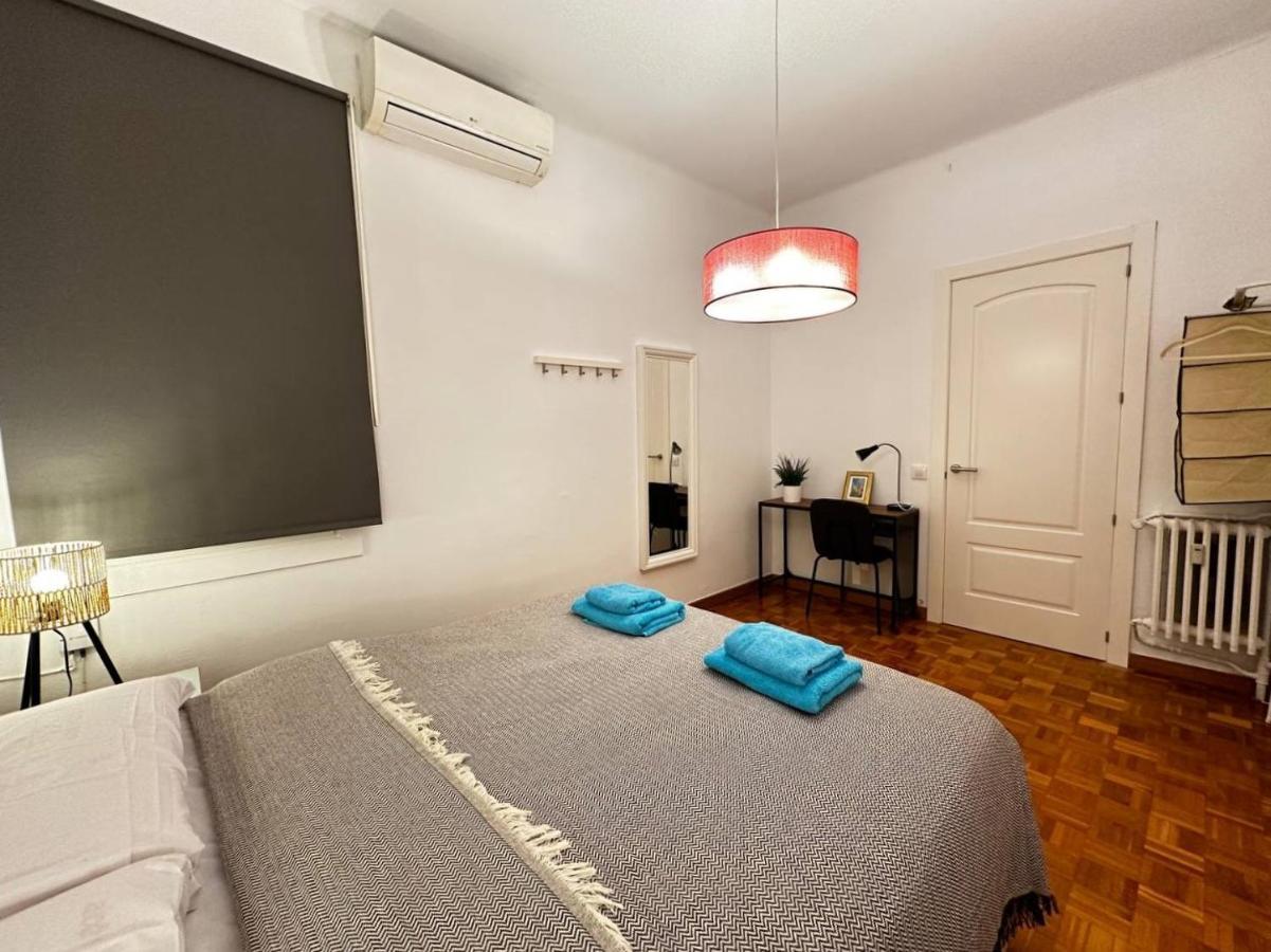 Rooms Nuevo Roger Barcelona Exteriör bild